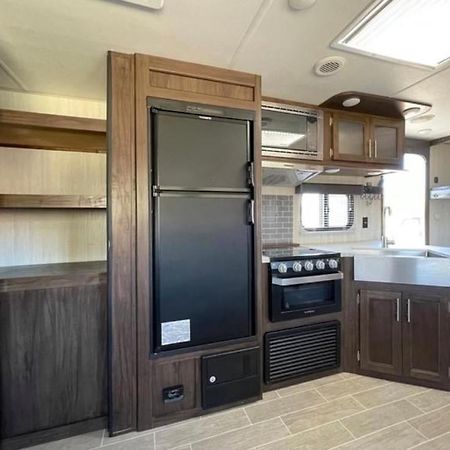 2020 Camper Fully Hooked-Up At St. George Rv Park! Hotel Exterior photo